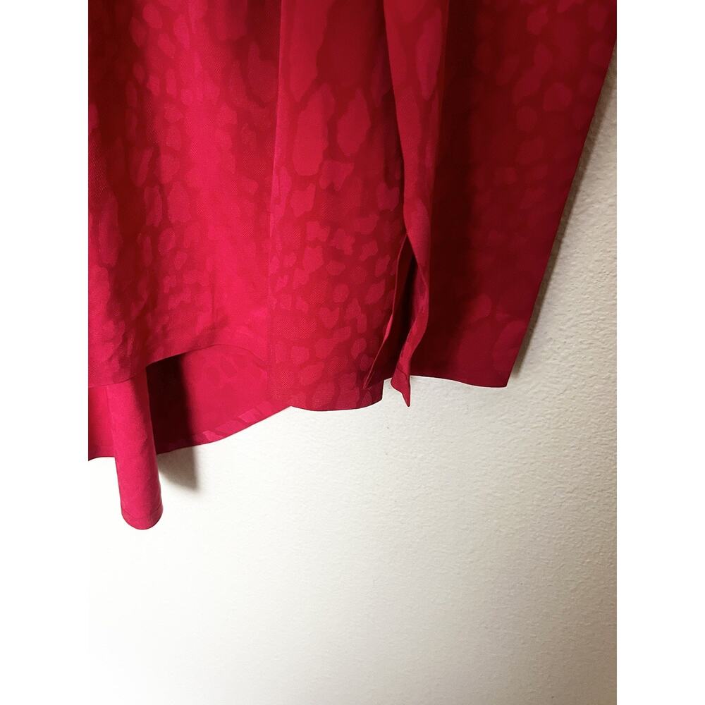 Athleta Urbanite Textured Button Down Shirt Women Small Red Gorpcore Athleisure - Picture 6 of 11